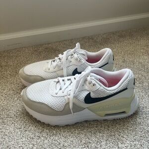 Women’s Nike Airmax Systm shoes